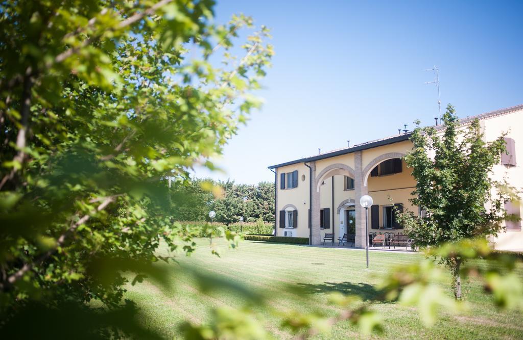 Agriturismo Il Mondo Pensionat Parma Eksteriør billede